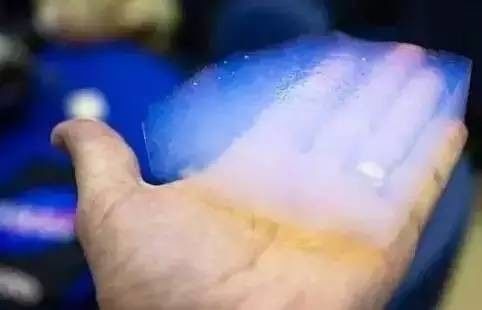 Aerogel Nanoporous SiO2 pulverisieren CAS 7631-86-9 15-50um AG-D